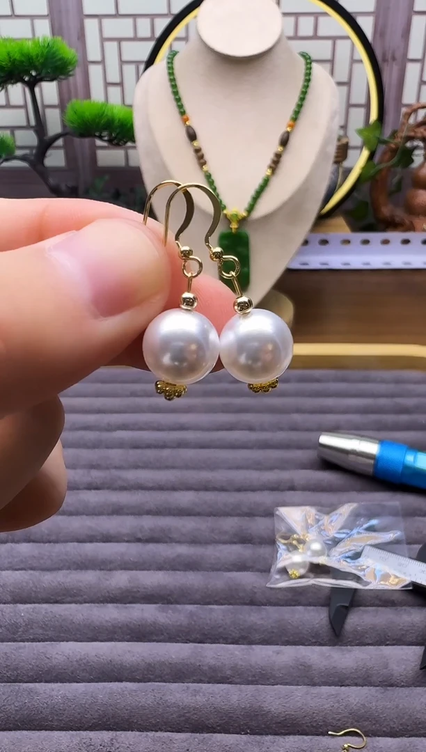 14K金镶嵌耳饰淡水珍珠E110