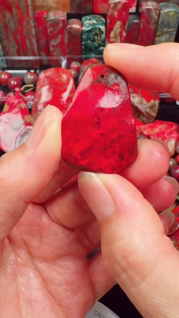 昌化鸡血石昌化鸡血石11.6克