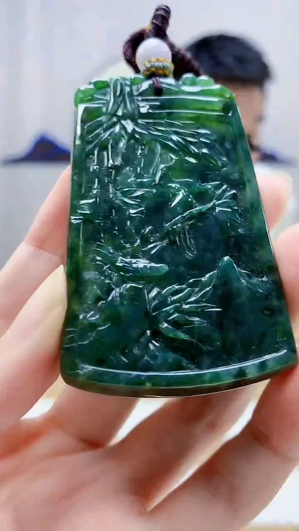 未镶嵌定制翡翠5028zm-毛货挂件135