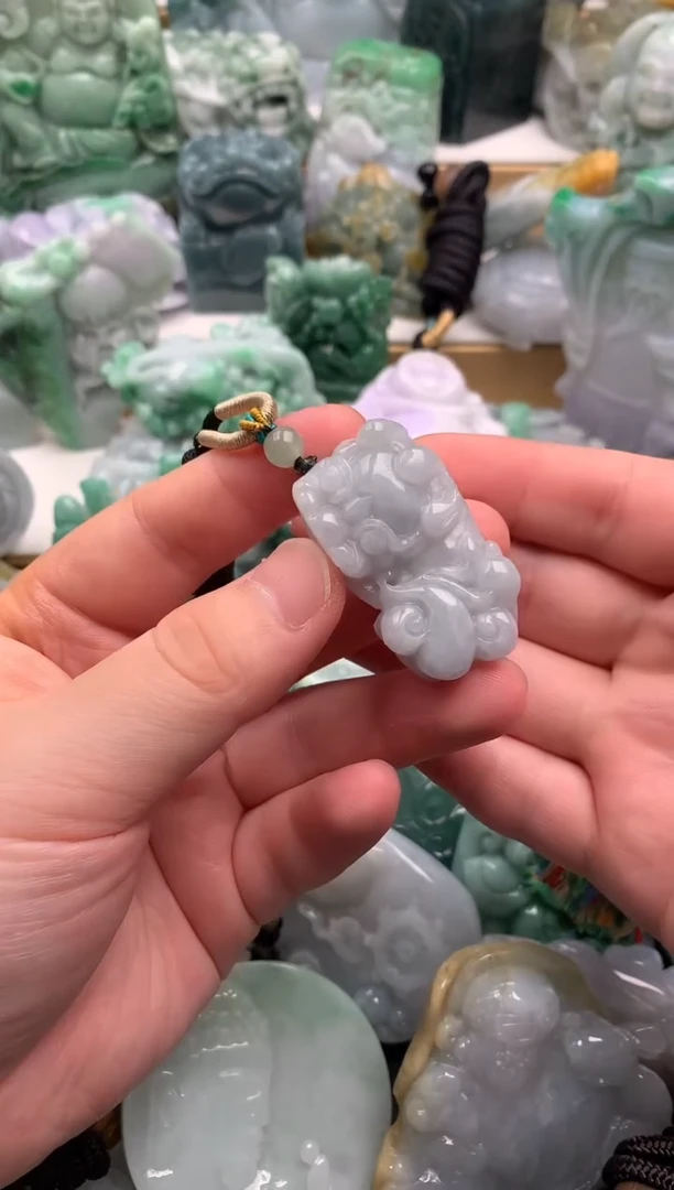 吊坠(不含链)未镶嵌翡翠1