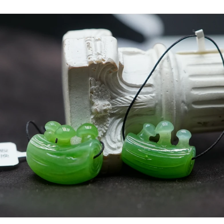 【山哥专享】和田玉桶珠吊坠（多样性发其一） K070303