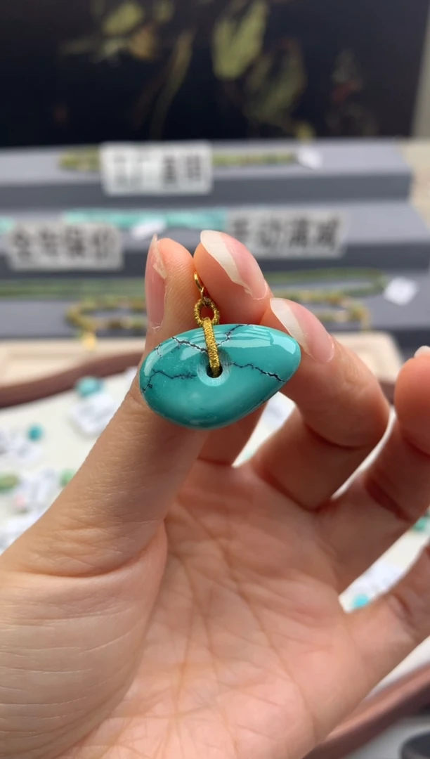 18K金镶嵌绿松石单珠茜.B106