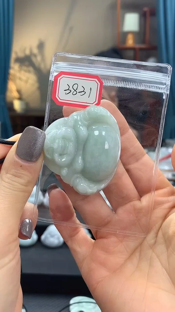 颈饰未镶嵌翡翠佛公 3831