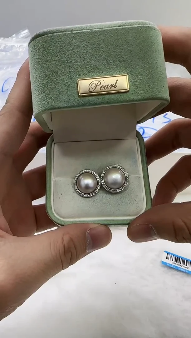 【闪购商品】拼合珍珠（马贝珠）DA银S925镶嵌a1530 耳钉