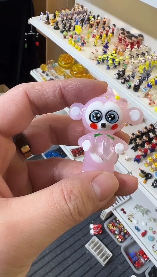 手工艺品琉璃粉玉猴子