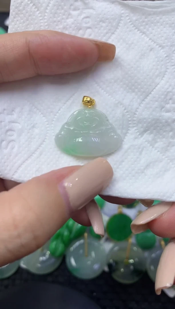 颈饰未镶嵌翡翠天然缅甸翡翠A货