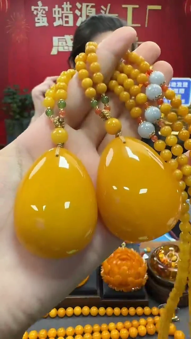 琥珀吊坠(赠链)未镶嵌蜜蜡水滴套装（多样性只发其一）