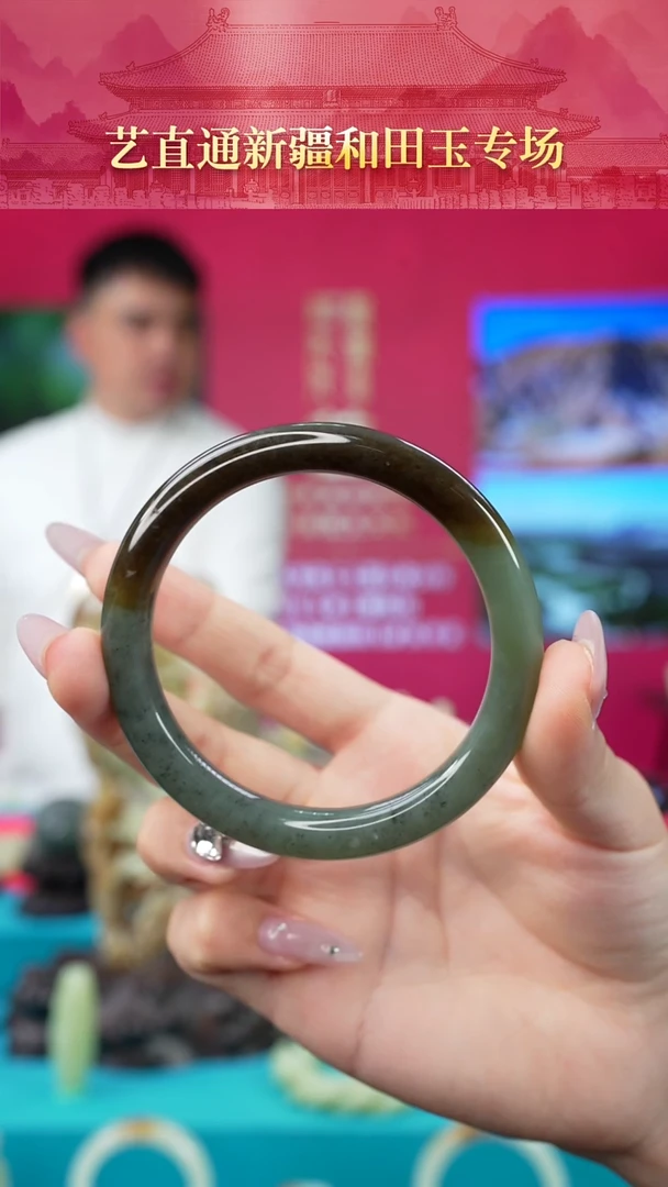 未镶嵌和田玉挂件闪购糖青花圆条手镯约61mm