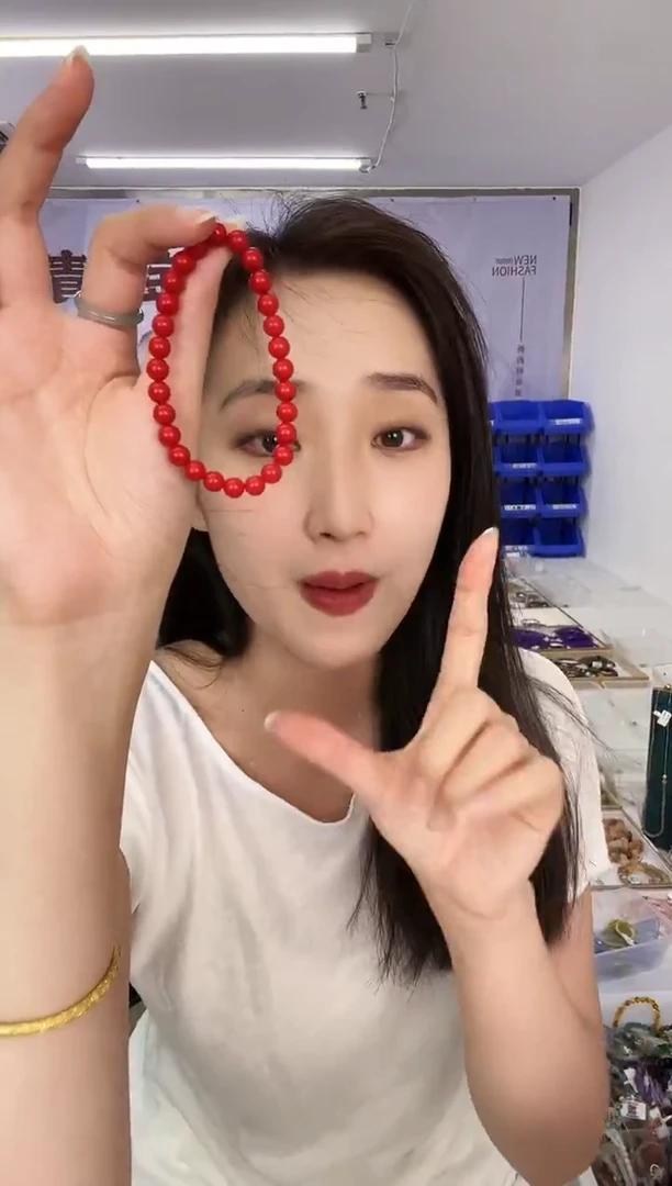 天然辰砂天然珠宝多样性发其一