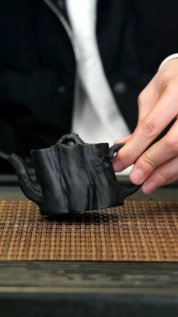 【闪购商品】紫砂茶壶72黑料 松桩