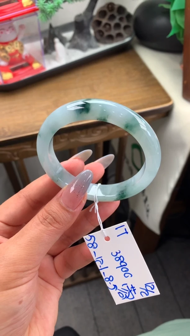 【闪购商品】翡翠手镯未镶嵌玉手镯
