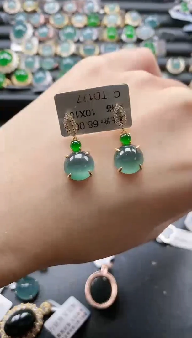 【闪购商品】翡翠戒指银S925镶嵌51511