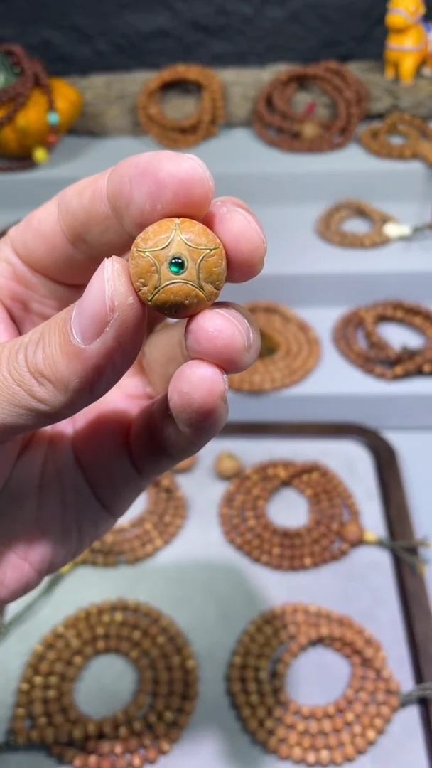 吊坠凤眼菩提镶嵌改五星