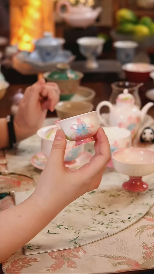 小茶杯 哈哈哈哈哈哈哈