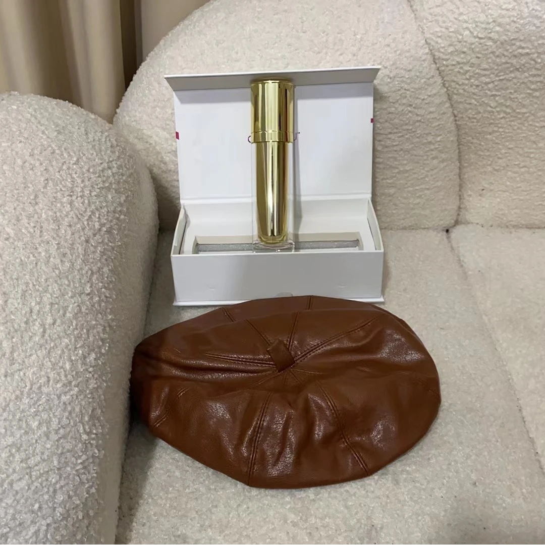 9251小众设计潮牌买手店女款女装帽