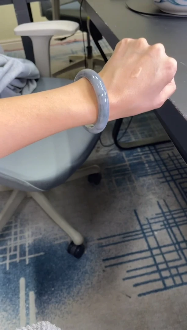 未镶嵌手镯定制翡翠?****?手镯