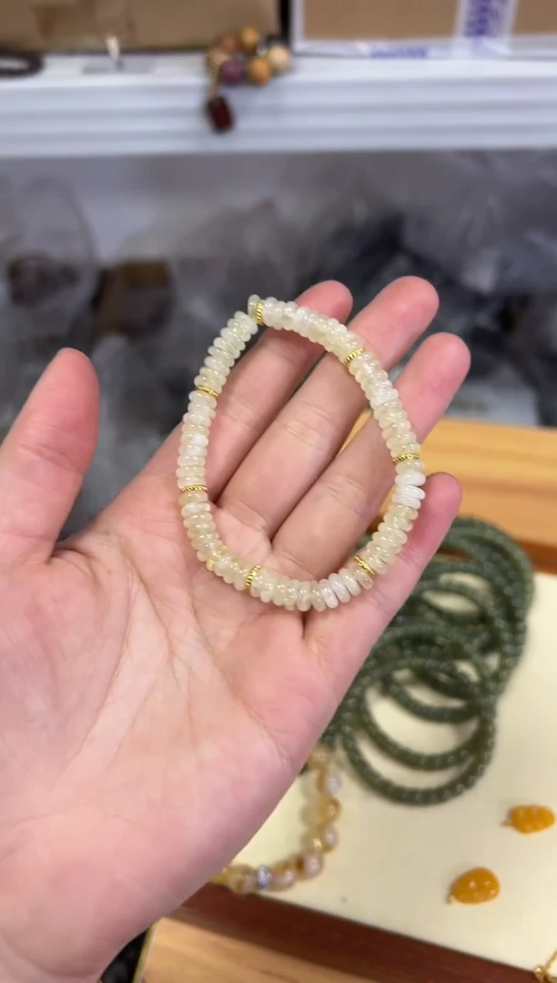 【闪购商品】水晶手链未镶嵌柠檬黄水晶蝶珠款手链[0214]