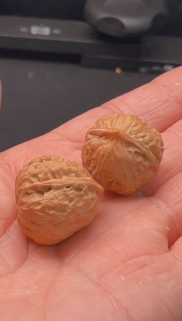 文玩核桃把件小金豆