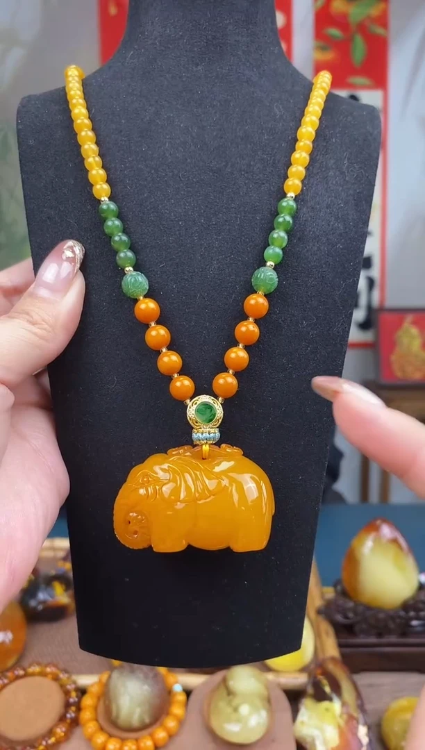 【闪购商品】琥珀裸石未镶嵌基地发货 一物一证 顺丰包邮