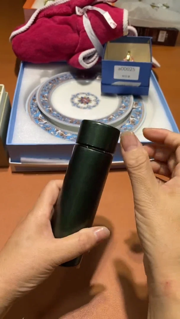 瓷片品牌 包包香水手表护肤品@@1