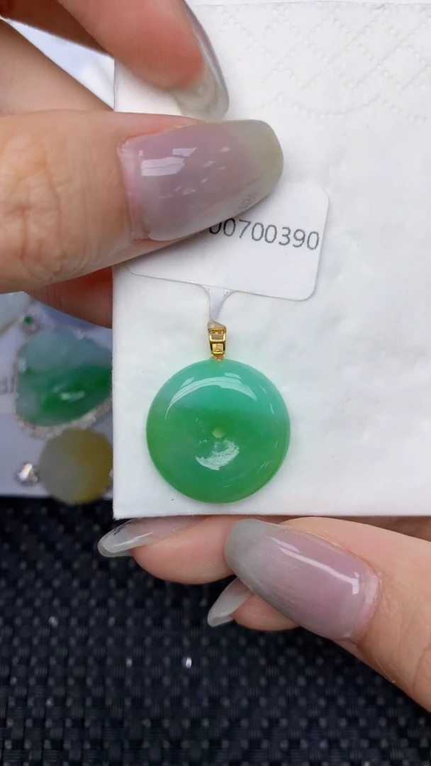 颈饰18K金镶嵌翡翠天然缅甸翡翠a货百元以上9元证书费自理