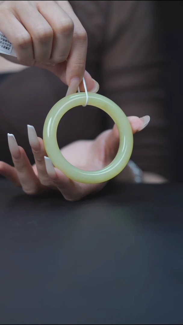 未镶嵌手镯和田玉七**语HQ170061黄口手镯-----56.5