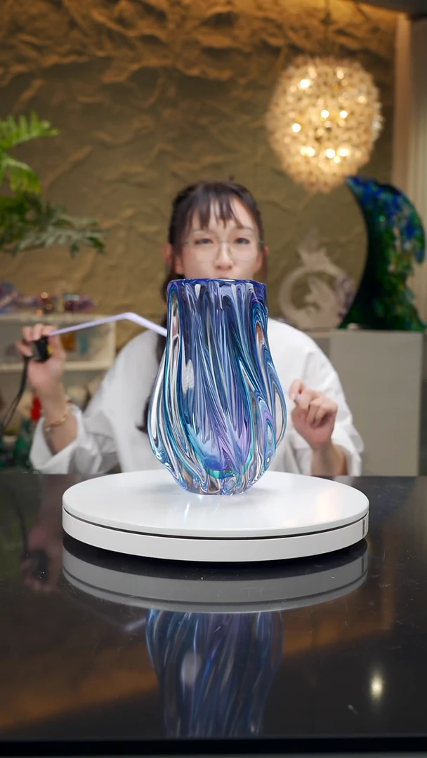 手工艺品琉璃金红蓝波浪瓶