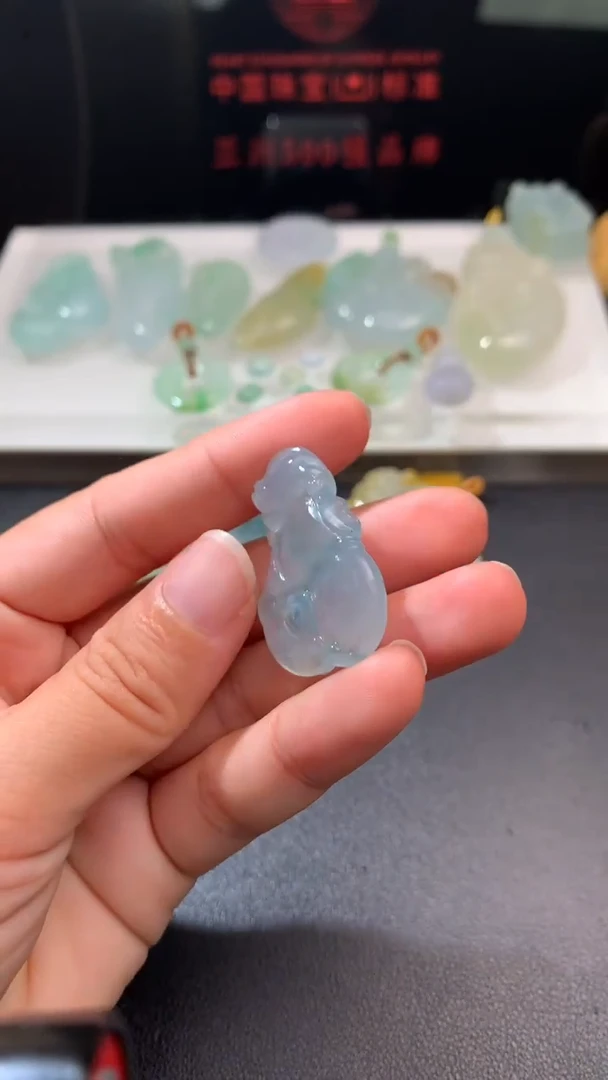 未镶嵌定制翡翠