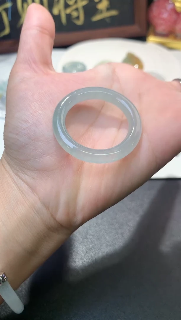 未镶嵌定制翡翠毛货