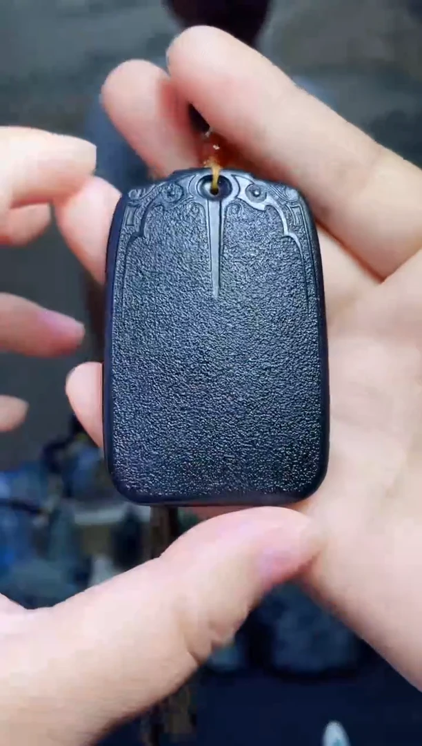 和田玉未镶嵌颈饰1