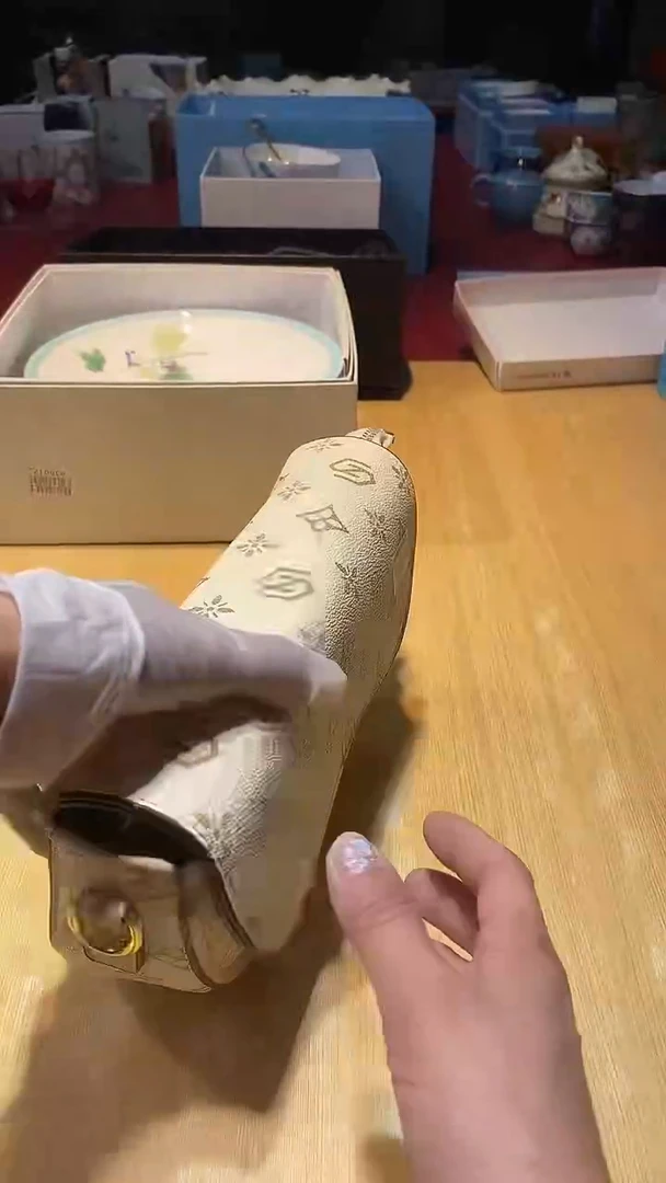 瓷片111111111111@@1