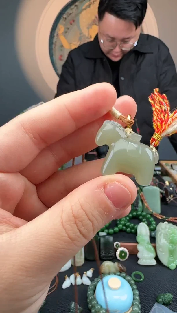 颈饰未镶嵌和田玉和田玉