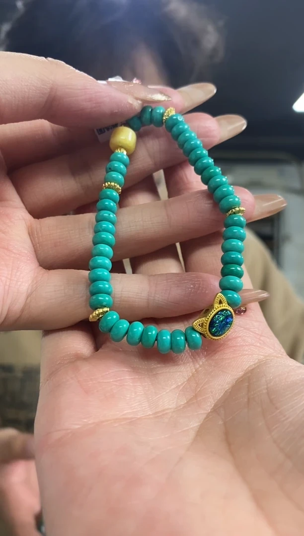 【闪购商品】蜜蜡裸石未镶嵌多样性发其一颜色微差