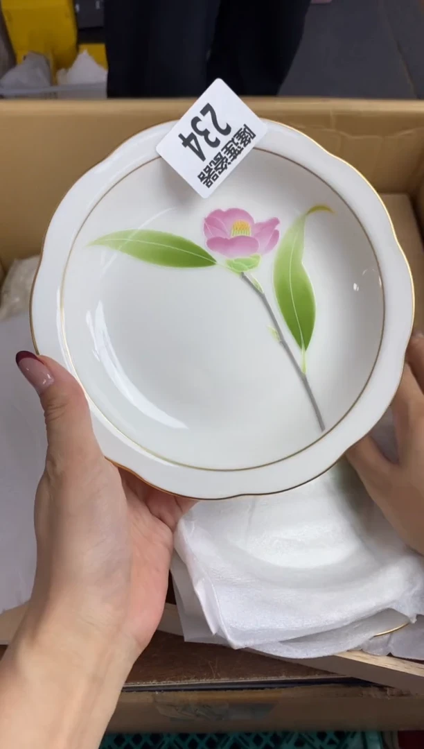 瓷片隆莲瓷器欢迎大家