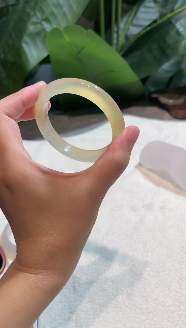 手镯玛瑙/玉髓未镶嵌51.8鉴赏期48小时