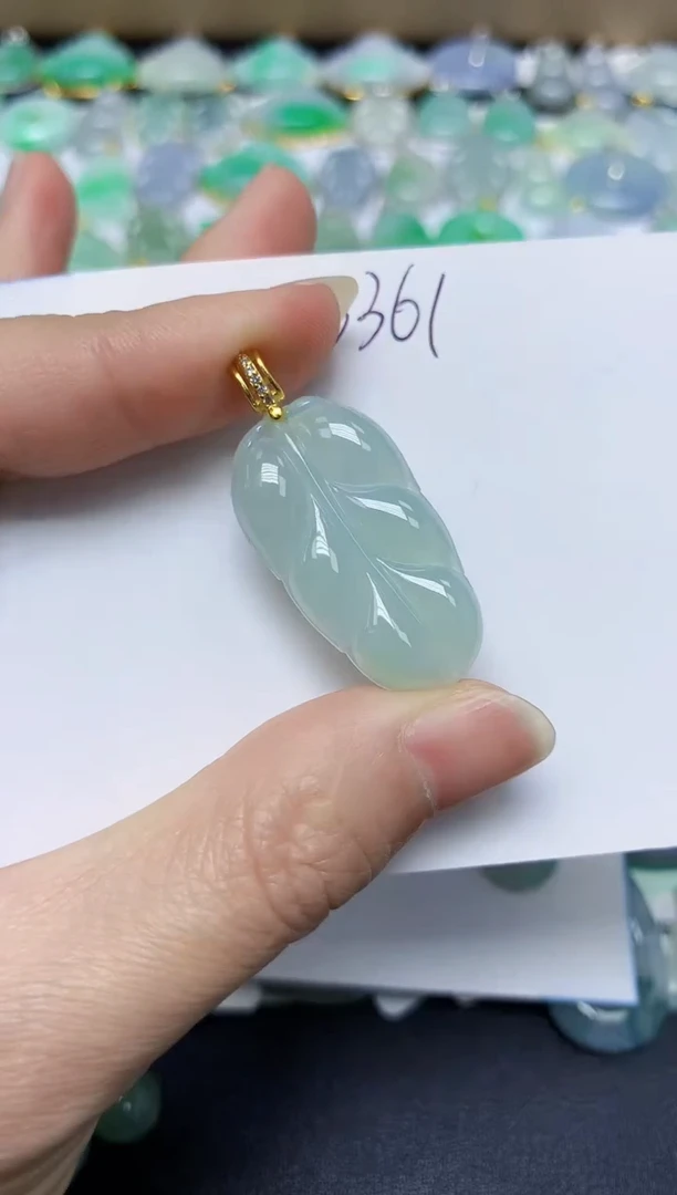 翡翠未镶嵌颈饰天然缅甸翡翠A货