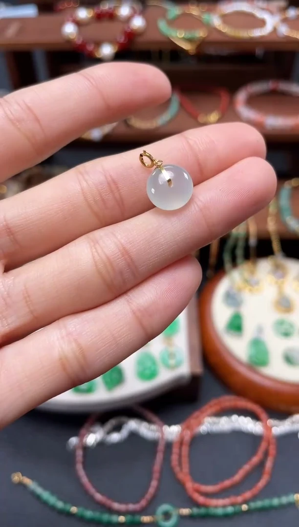 【闪购商品】翡翠吊坠(不含链)18K金镶嵌一个  JK633