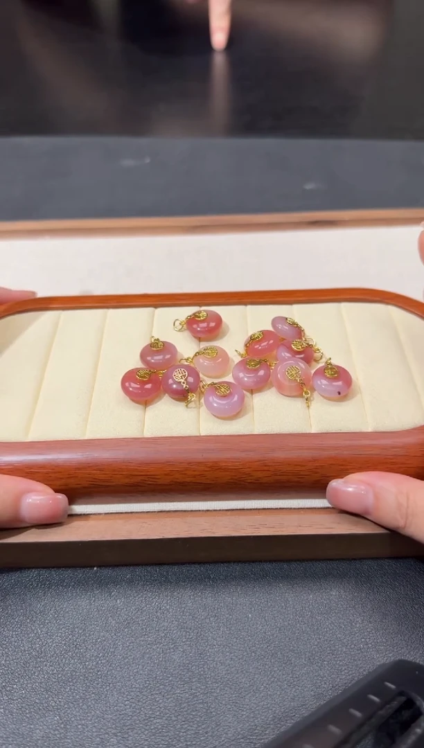 玛瑙/玉髓吊坠未镶嵌S0717-S1008-100多样性一件