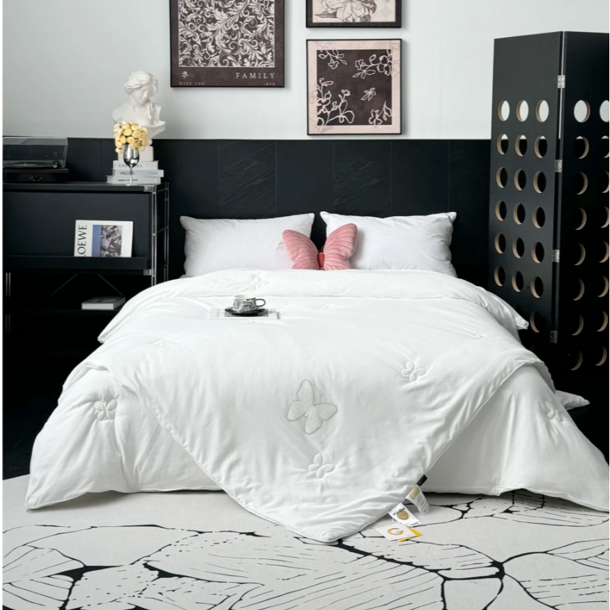 Zuan 轻奢云朵提花糯糯棉蚕蛹蛋白子母被二合一被子加厚款被芯