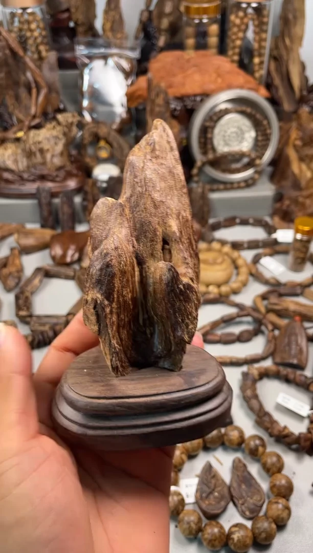 沉香碎屑沉香碧****G沉香   土沉