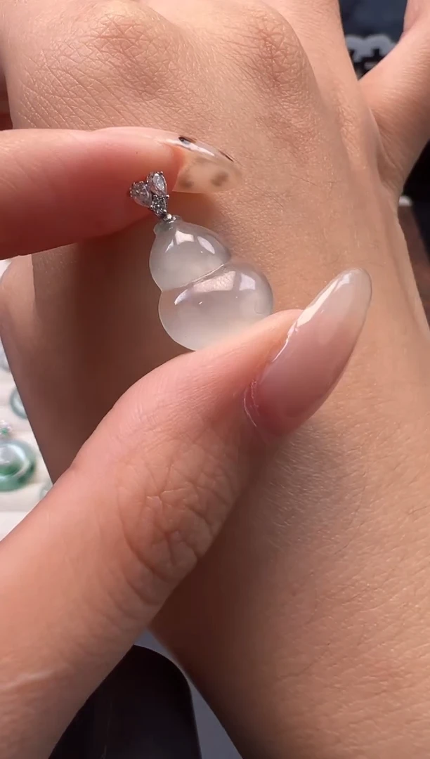 吊坠(不含链)18K金镶嵌翡翠缅甸珠宝严选