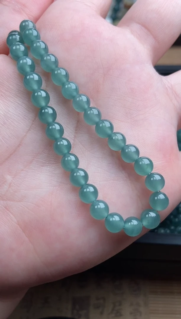 【闪购商品】翡翠手链未镶嵌多样性发货30颗卡6