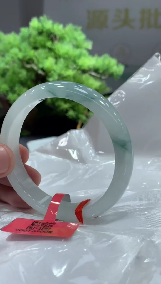 未镶嵌手镯翡翠盛*翡翠手镯