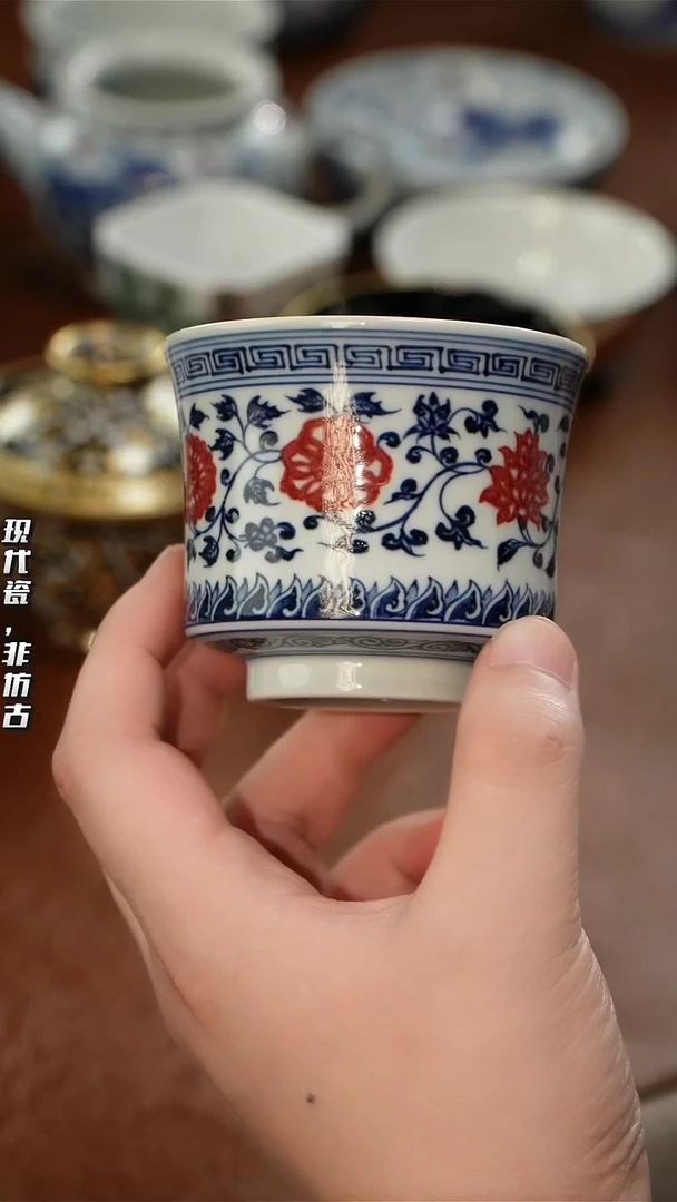 千年瓷都景德镇 艺术关注谢佳豪
