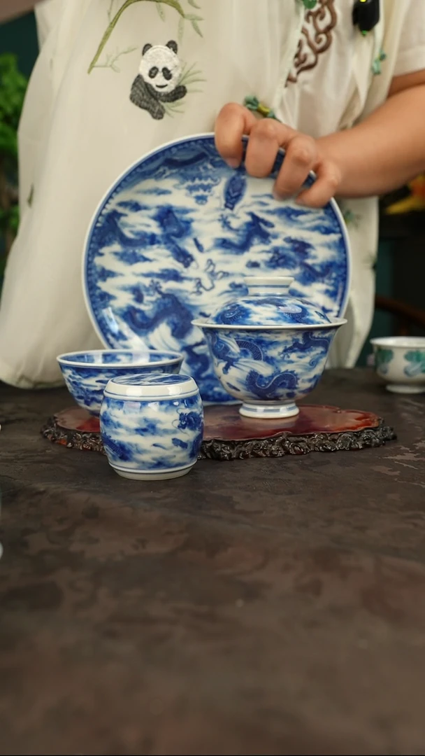冯光明亲工青花手绘龙纹套组
