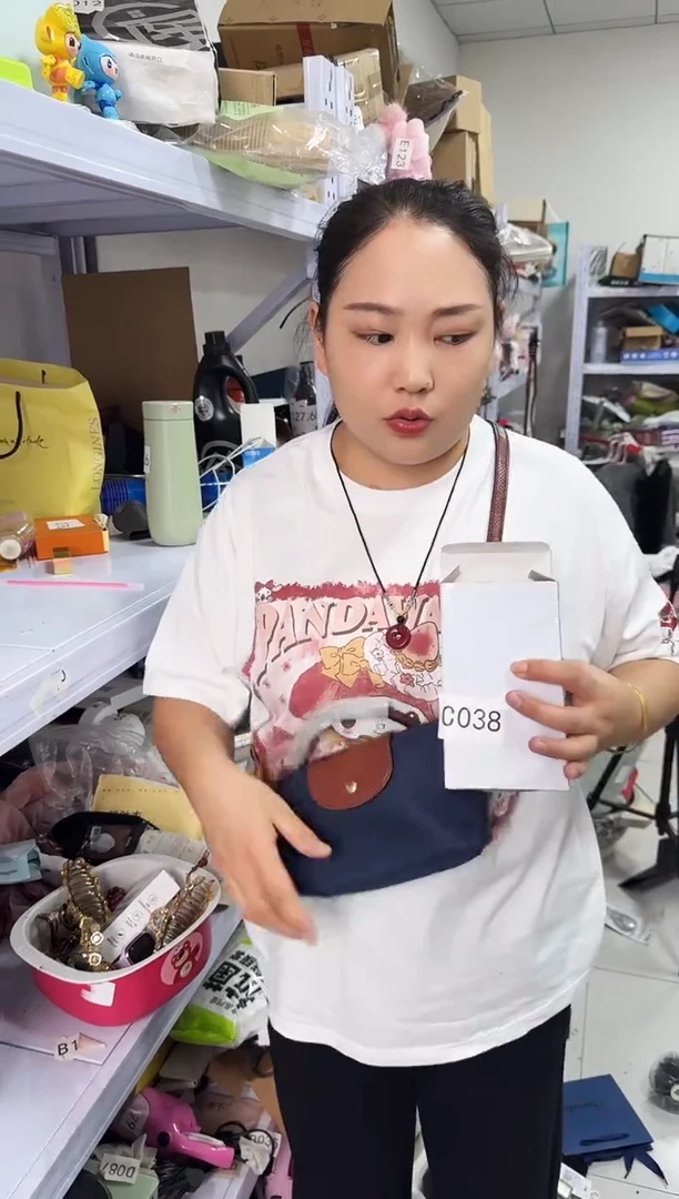 牦牛剖层皮革琪老板女包6号店超好看发图片款