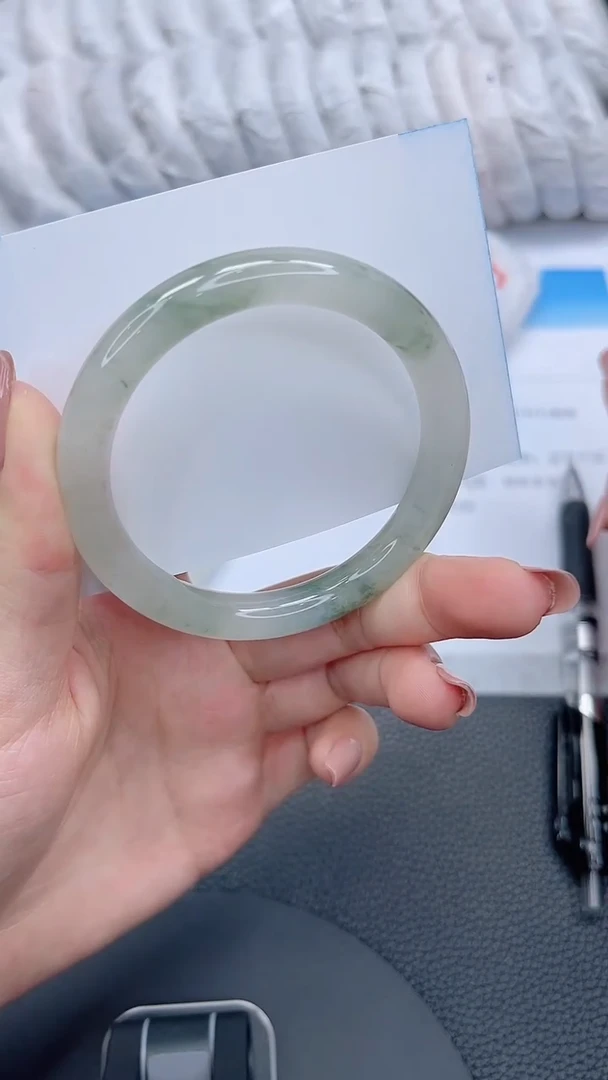 石英质玉手镯未镶嵌17-53.5