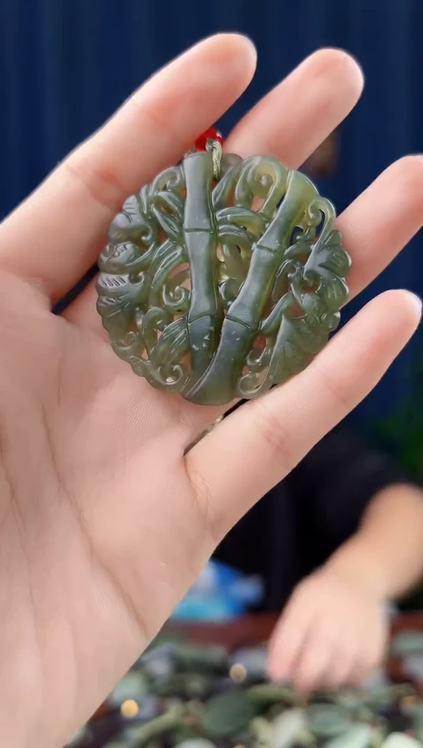 未镶嵌和田玉挂件拍一发一