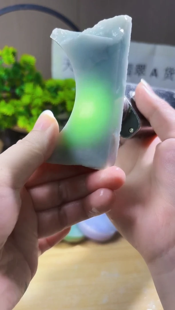 颈饰未镶嵌翡翠翡翠A货 丹 928