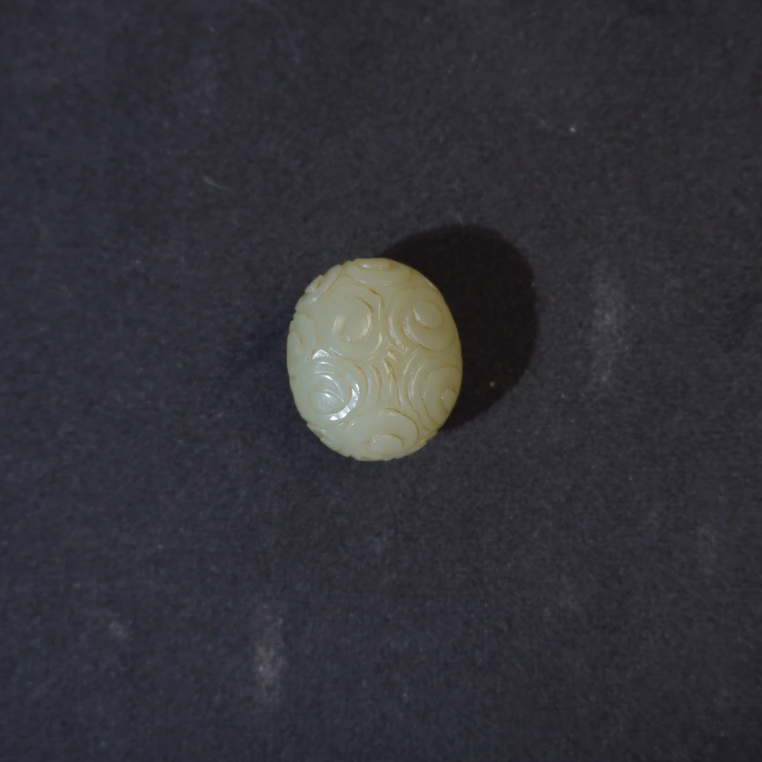 21JJ84 清 和田玉单珠